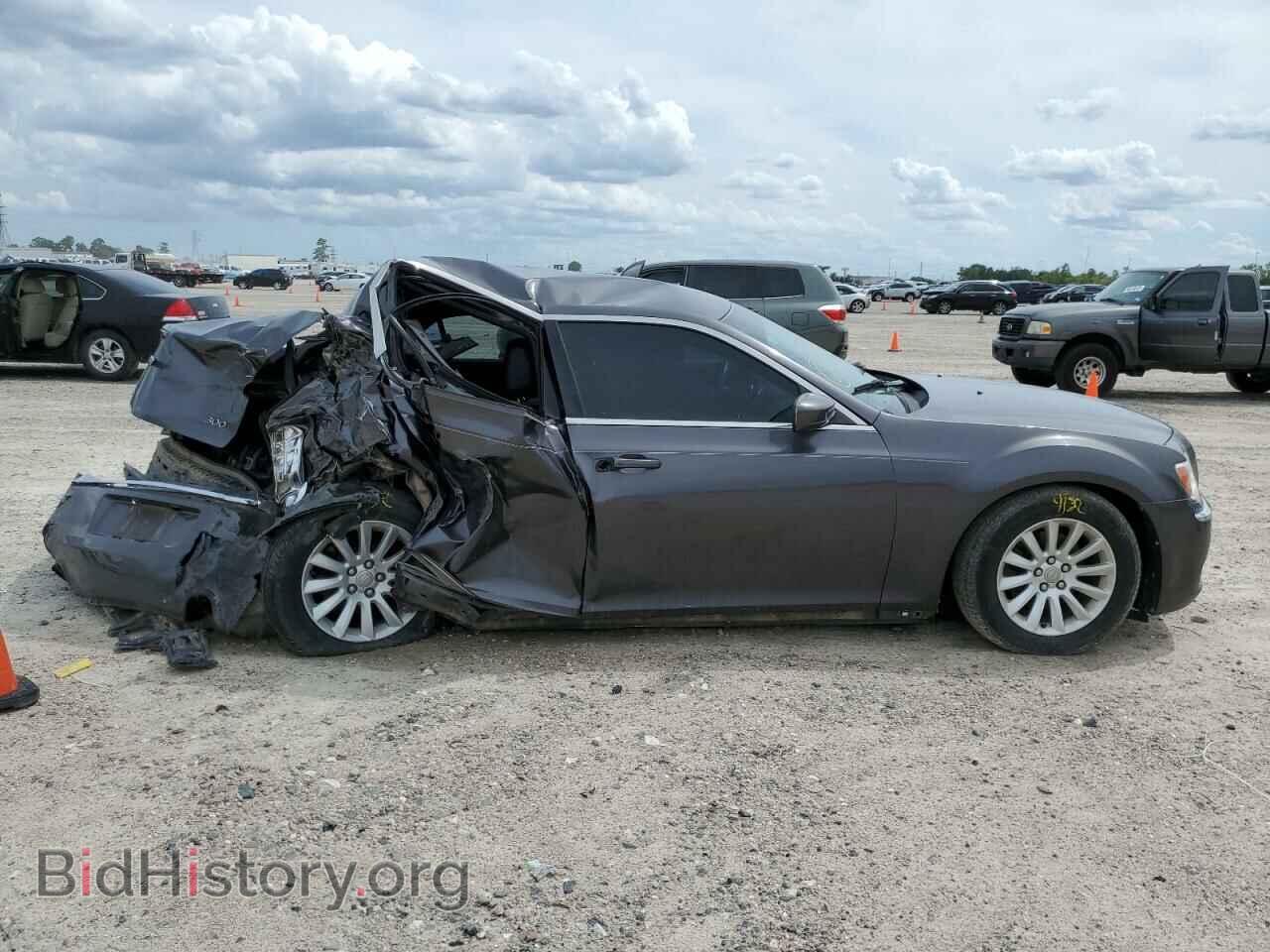 2013 CHRYSLER 300 - VIN: 2C3CCAAG1DH741351 - Фото 9