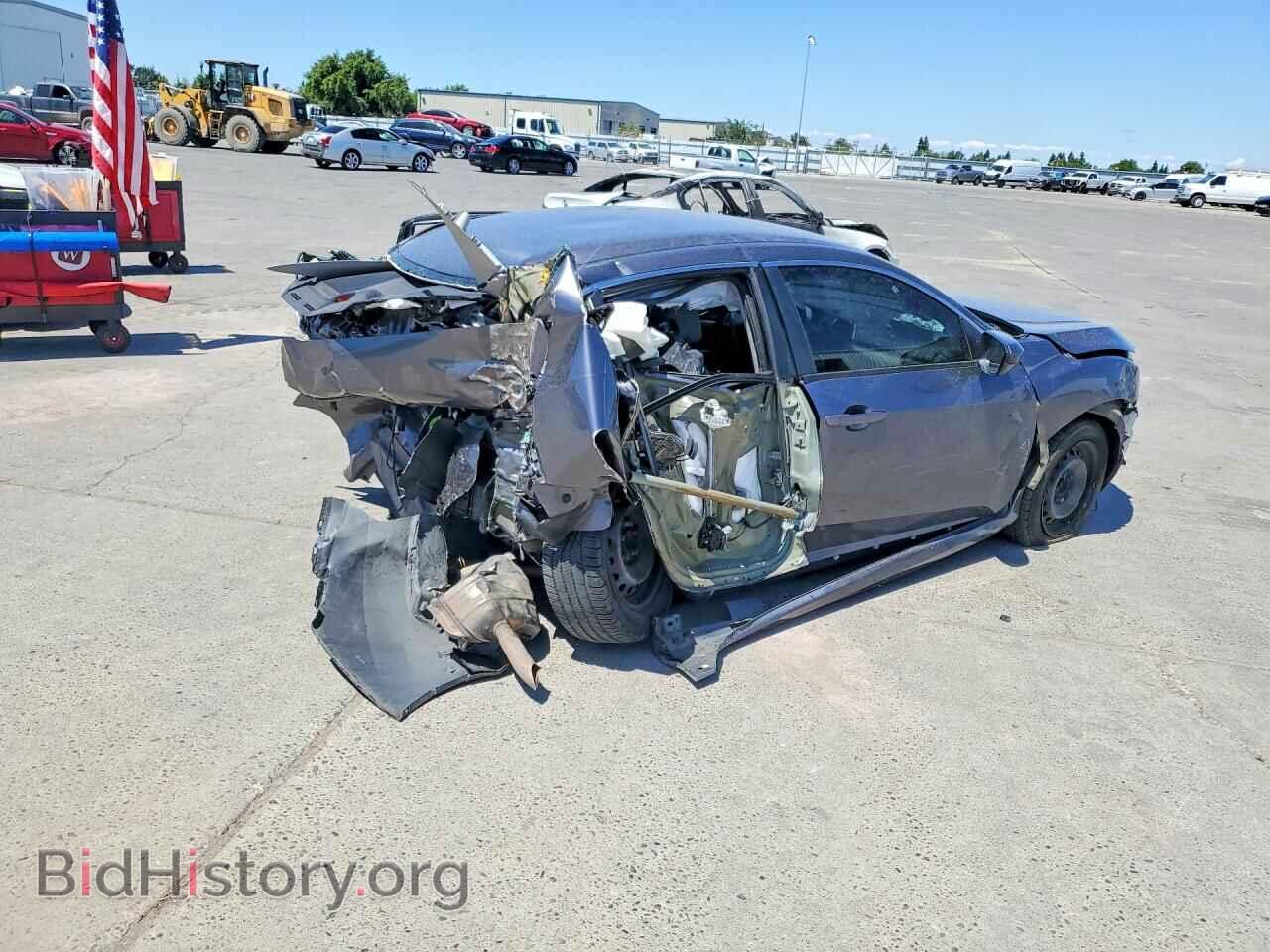 2017 HONDA CIVIC - VIN: 2HGFC2F57HH555746 - Фото 3