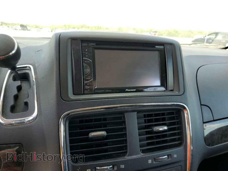 2011 Dodge CARAVAN (VIN 2D4RN4DGXBR697549) — photo 9 of 10