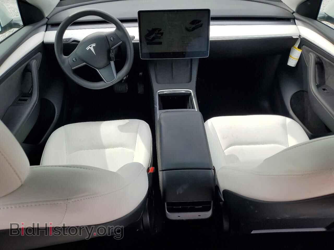 2024 TESLA MODEL Y - VIN: 7SAYGDEE1RF209324 - Photo 8