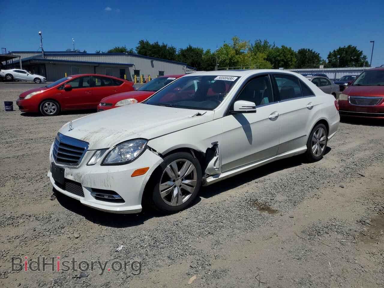 Photo WDDHF2EB5CA592295 - MERCEDES-BENZ E-CLASS 2012