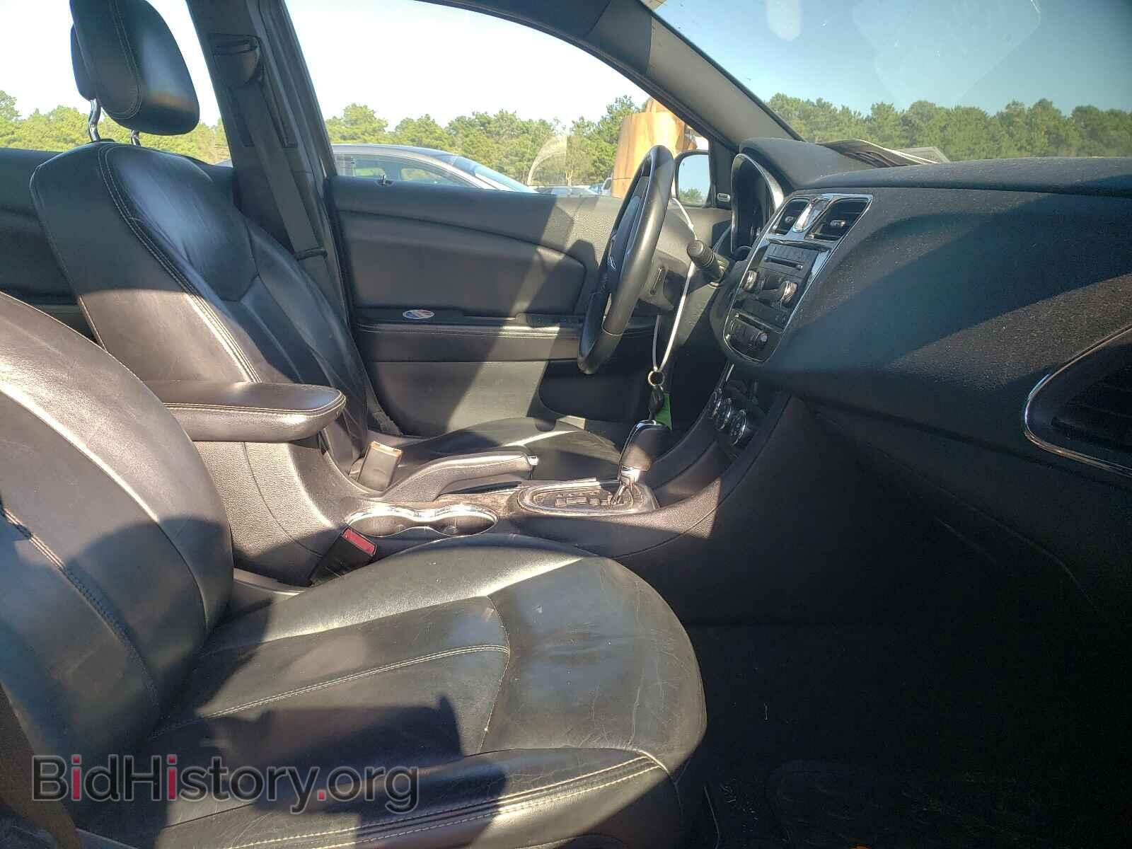 2014 CHRYSLER 200 - VIN: 1C3CCBCG2EN100494 - Фото 5