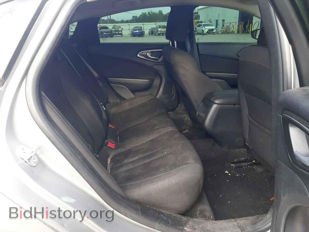 2016 CHRYSLER 200 - VIN: 1C3CCCAB6GN143784 - Фото 6