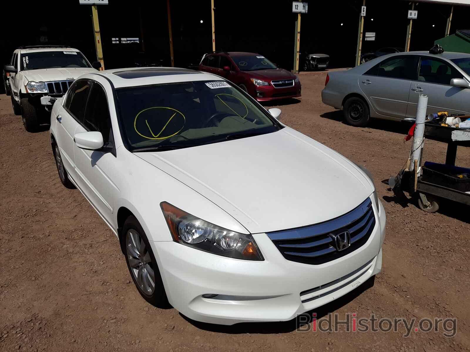 Фотография 1HGCP3F80CA024046 - HONDA ACCORD 2012