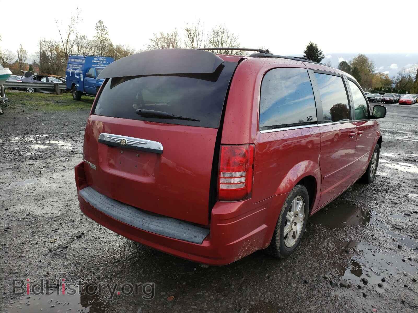 2008 CHRYSLER MINIVAN - VIN: 2A8HR54P98R615525 - Фото 4