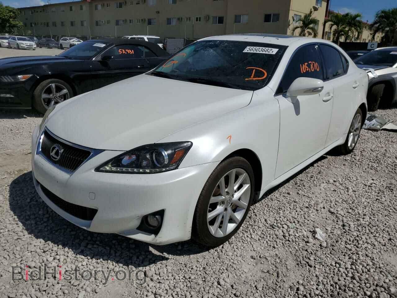 2011 LEXUS IS - VIN: JTHCF5C23B5049381 - Фото 2