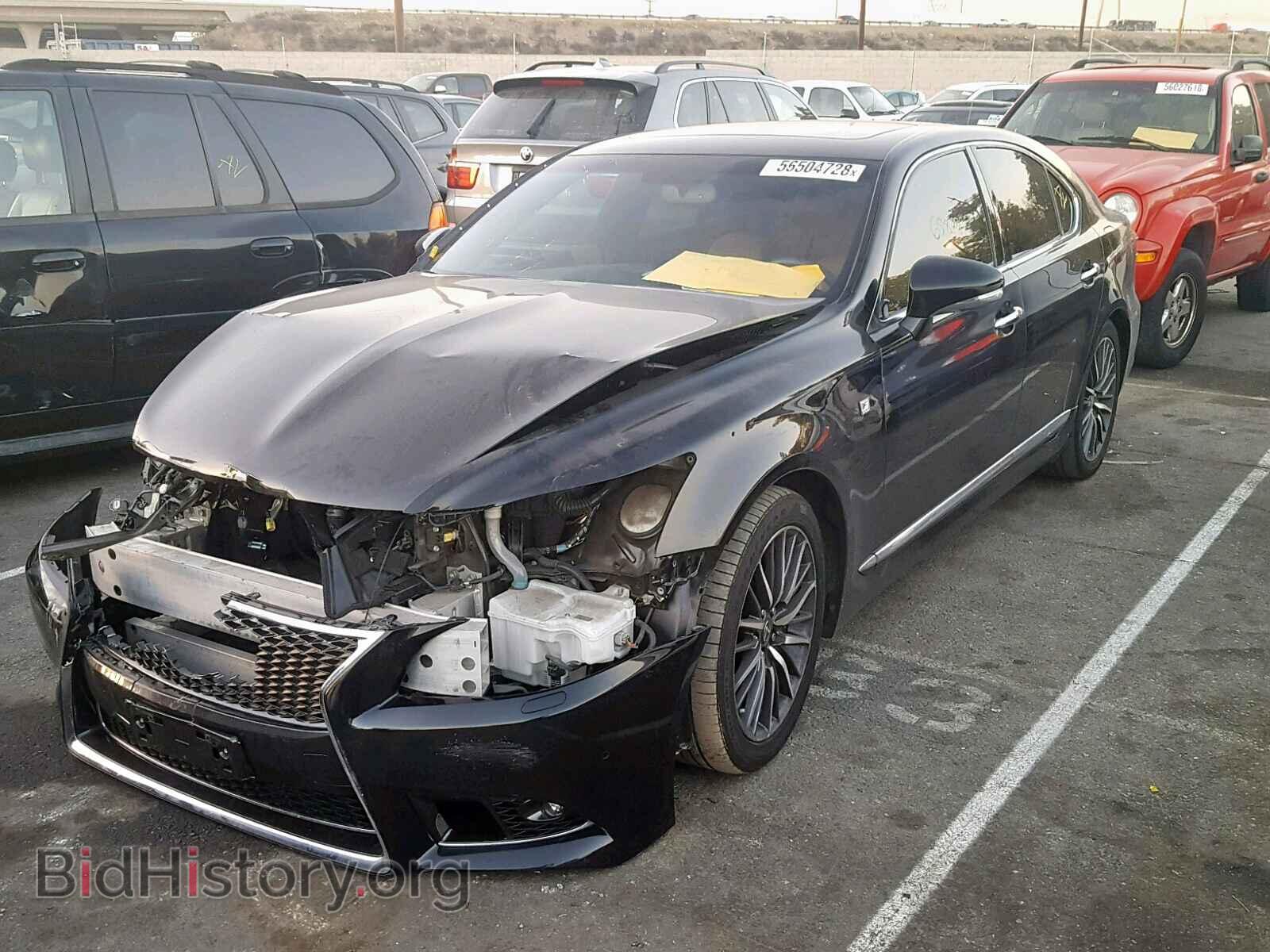 2014 LEXUS LS460 - VIN: JTHBL5EF1E5126063 - Photo 2
