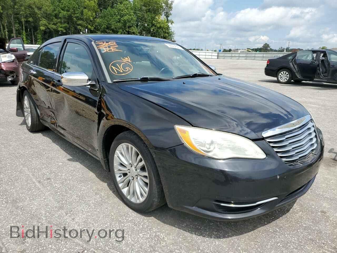 Photo 1C3BC2FG4BN520616 - CHRYSLER 200 2011