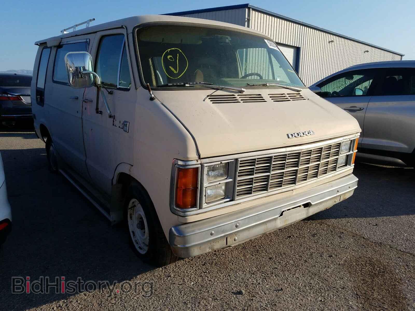 Photo 2B7FB13H4DK321944 - DODGE RAM VAN 1983