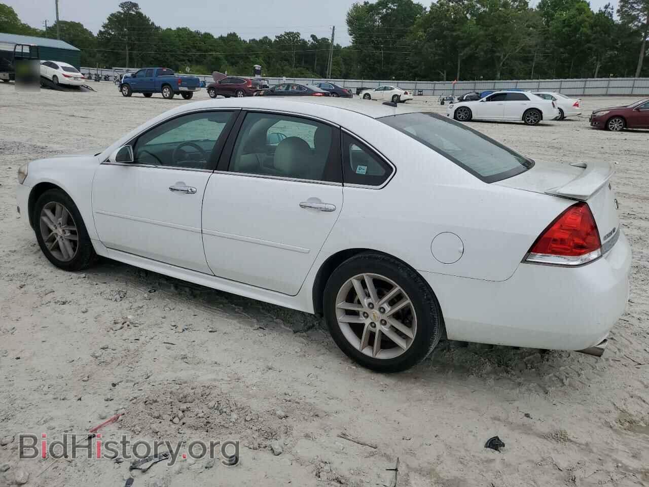 2011 CHEVROLET IMPALA - VIN: 2G1WC5EM9B1215547 - Фото 2