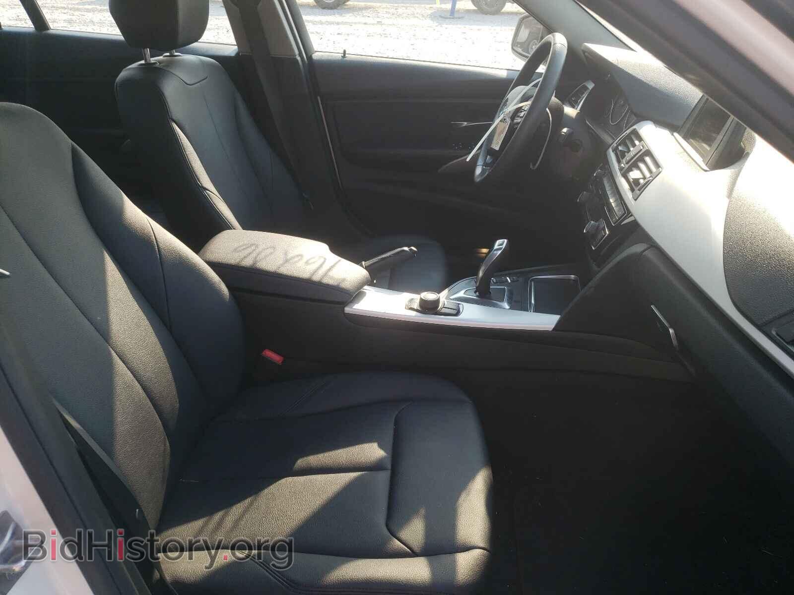 2016 BMW 3 SERIES - VIN: WBA8A9C53GK618548 - Фото 5