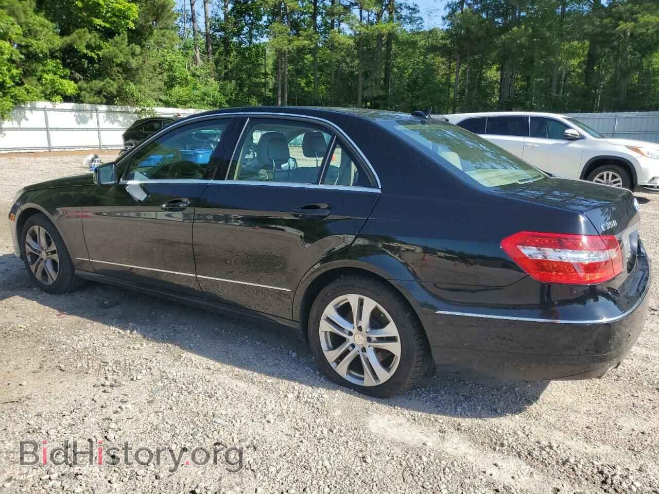 2011 MERCEDES-BENZ E-CLASS - VIN: WDDHF5GB9BA412751 - Фото 2