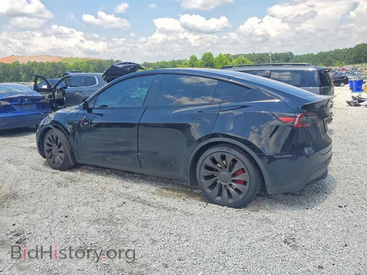 2023 TESLA MODEL Y - VIN: 7SAYGDEF2PF764305 - Фото 2