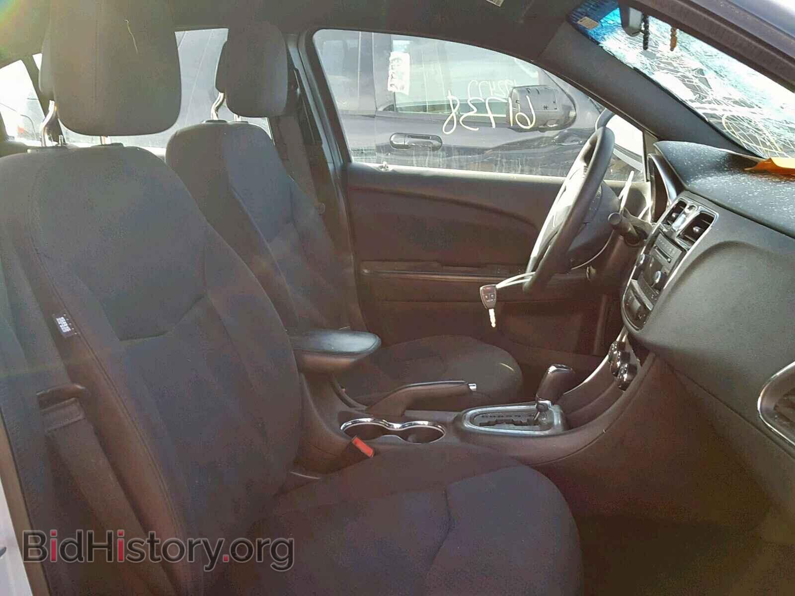 2013 CHRYSLER 200 - VIN: 1C3CCBAB1DN671562 - Фото 5