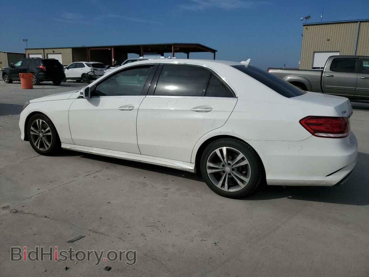 2015 MERCEDES-BENZ E-CLASS - VIN: WDDHF5KB9FB136868 - Фото 2