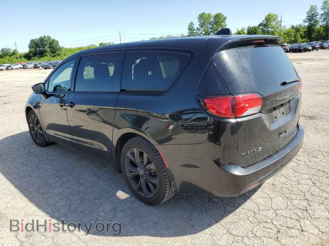 2018 CHRYSLER PACIFICA - VIN: 2C4RC1FG5JR333584 - Фото 2