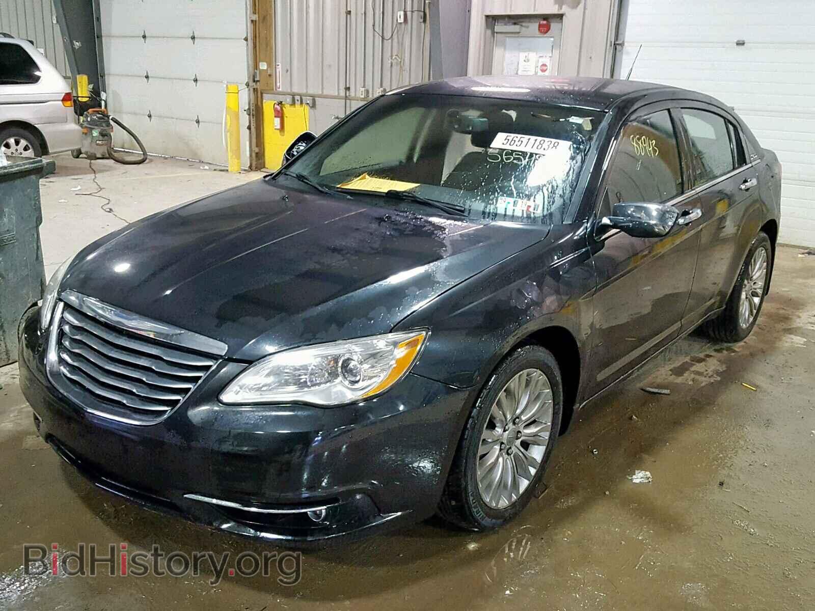 2011 CHRYSLER 200 - VIN: 1C3BC2FG6BN516440 - Фото 2