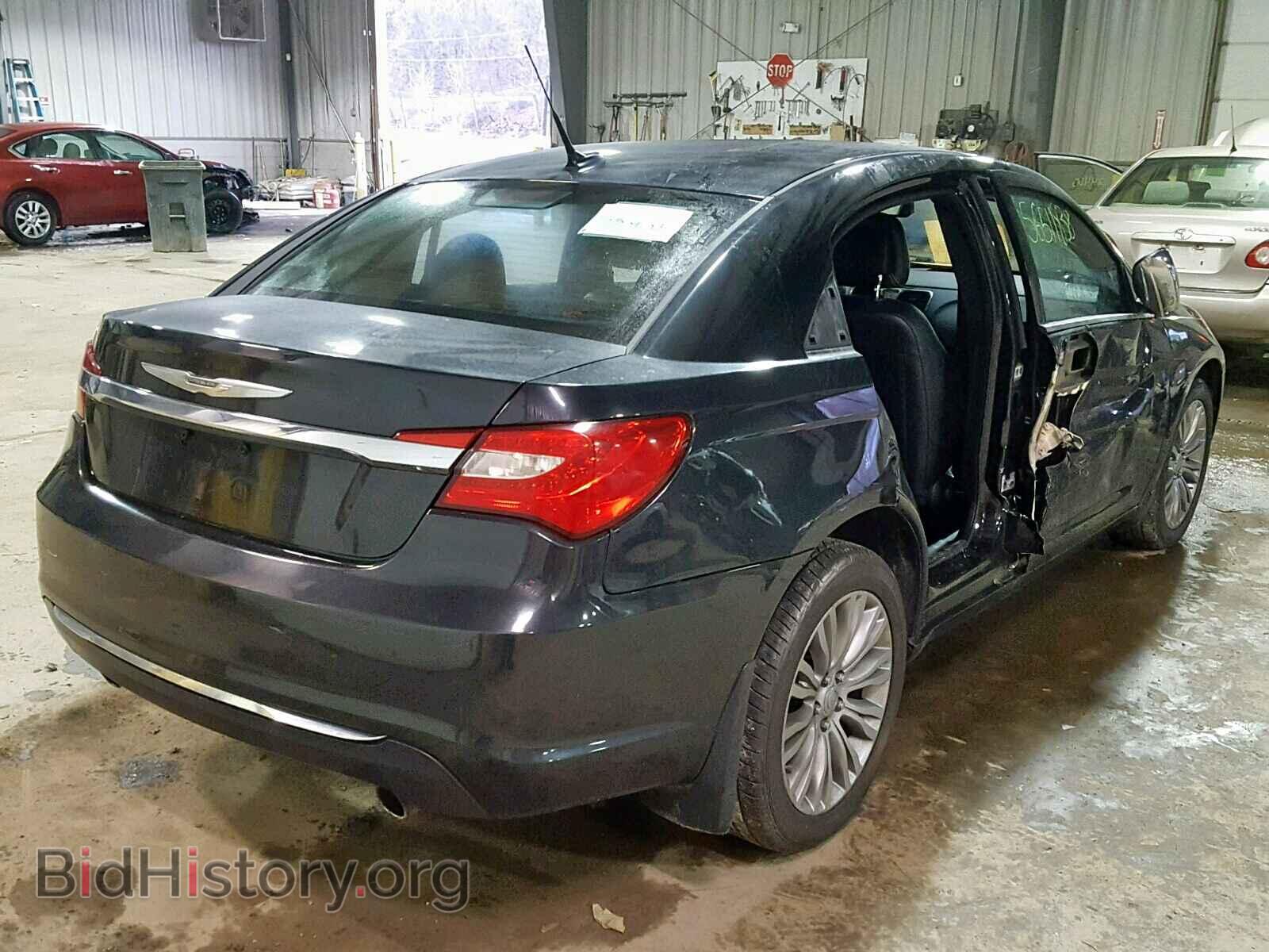 2011 CHRYSLER 200 - VIN: 1C3BC2FG6BN516440 - Фото 4