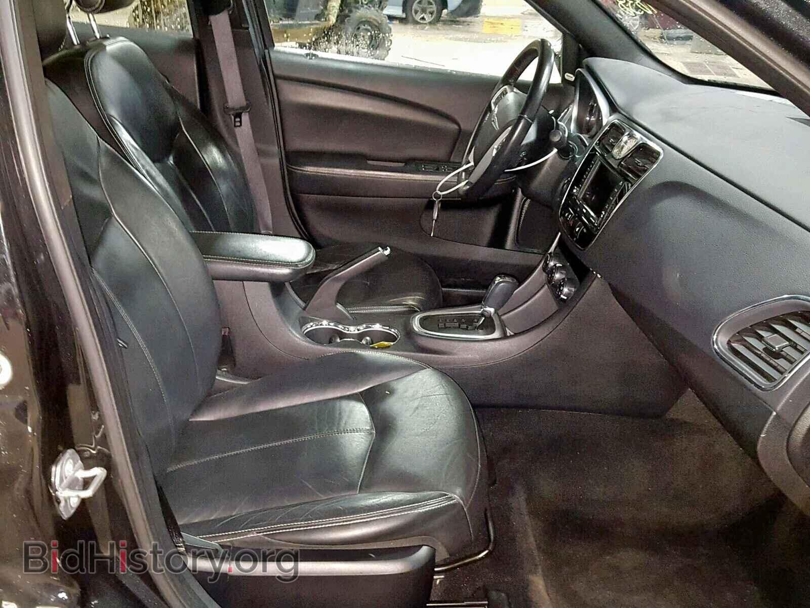2011 CHRYSLER 200 - VIN: 1C3BC2FG6BN516440 - Фото 5