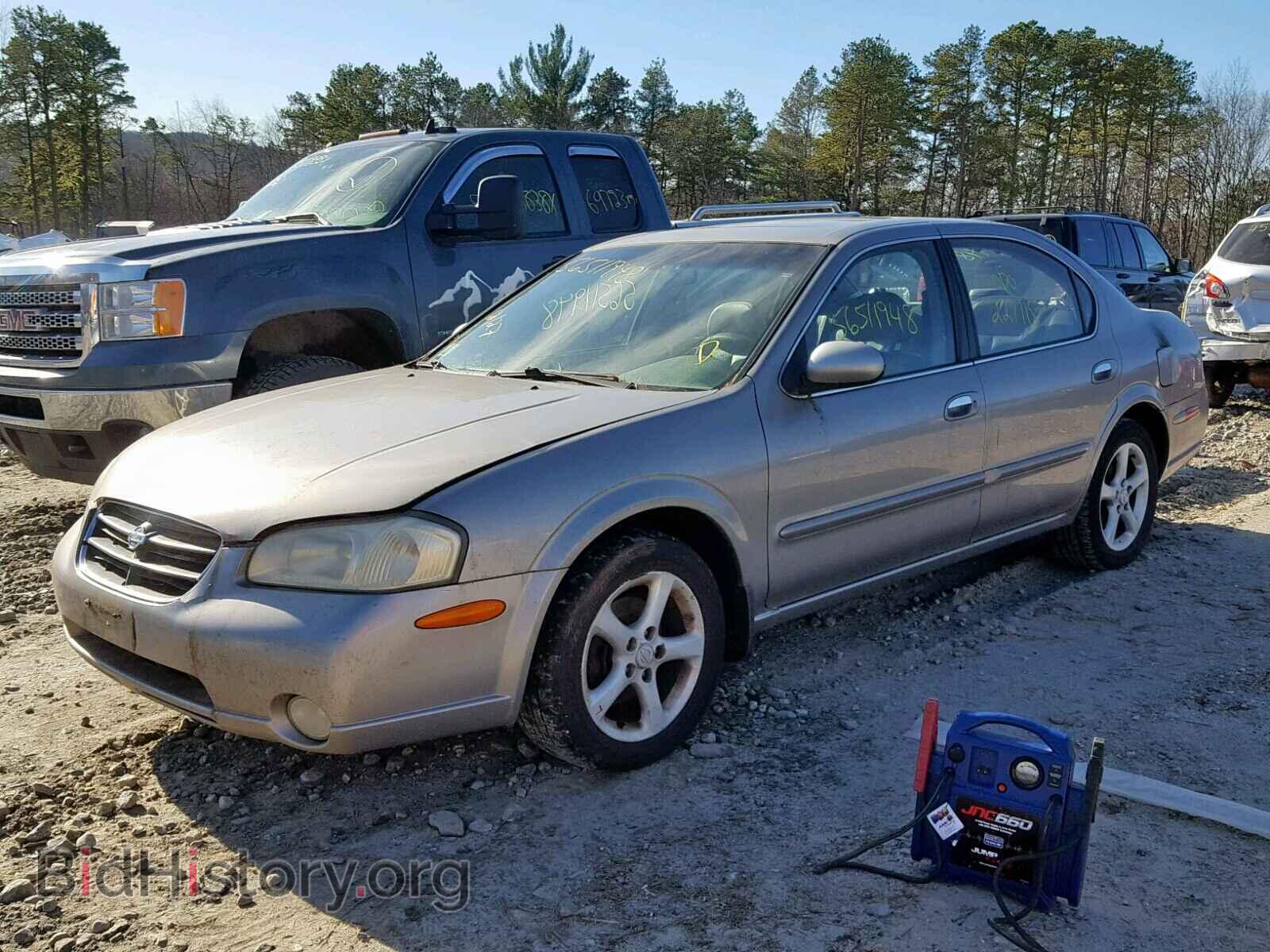 2000 NISSAN MAXIMA - VIN: JN1CA31D3YT756626 - Фото 2