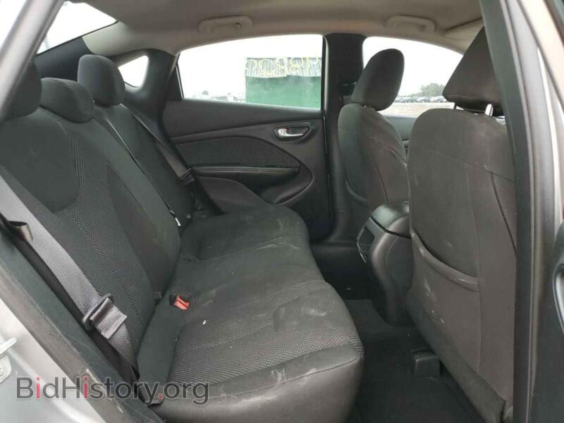 2016 Dodge DART (VIN 1C3CDFAA8GD704370) — фото 6 из 10
