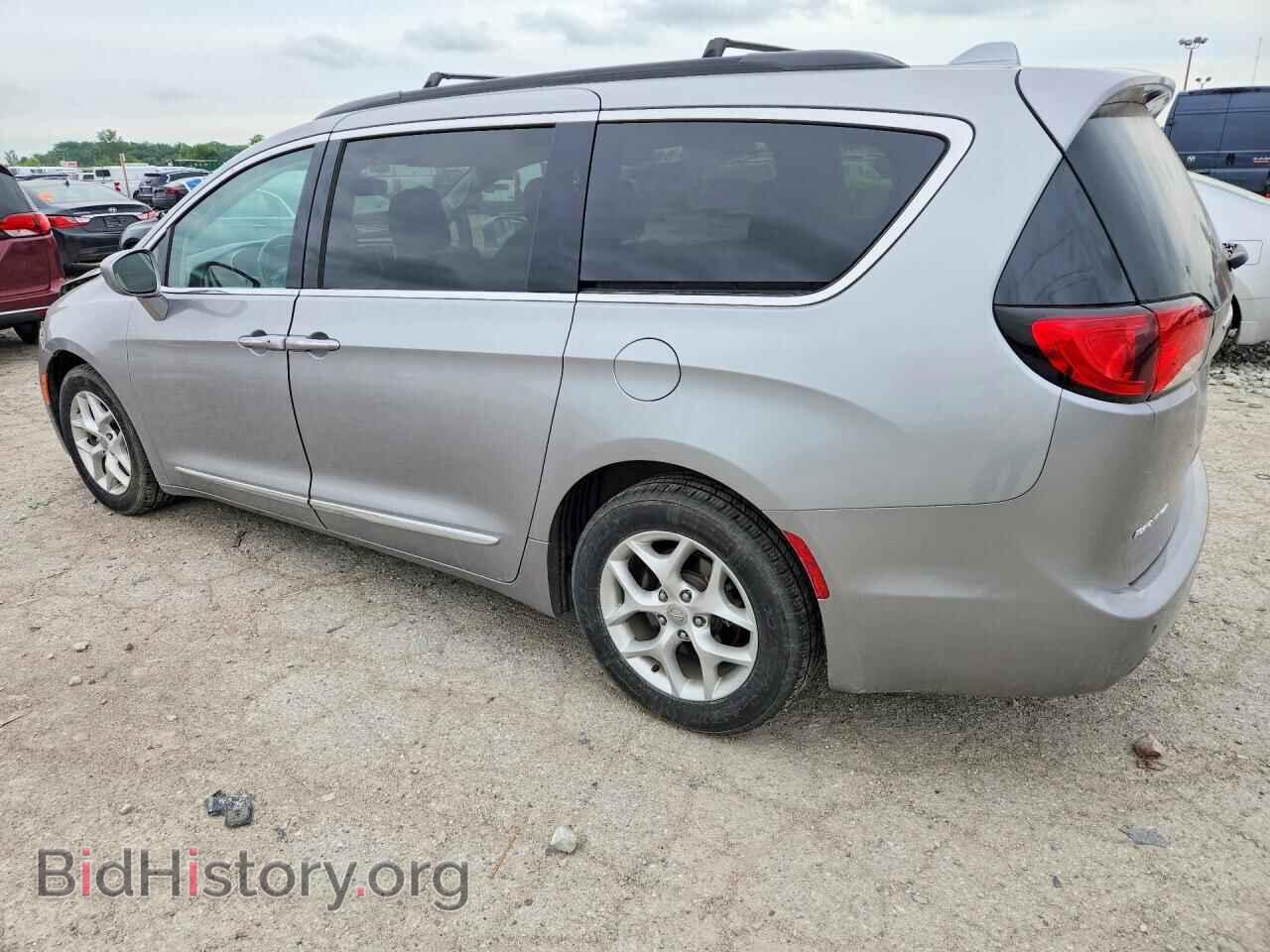 2017 CHRYSLER PACIFICA - VIN: 2C4RC1BG2HR777117 - Photo 2
