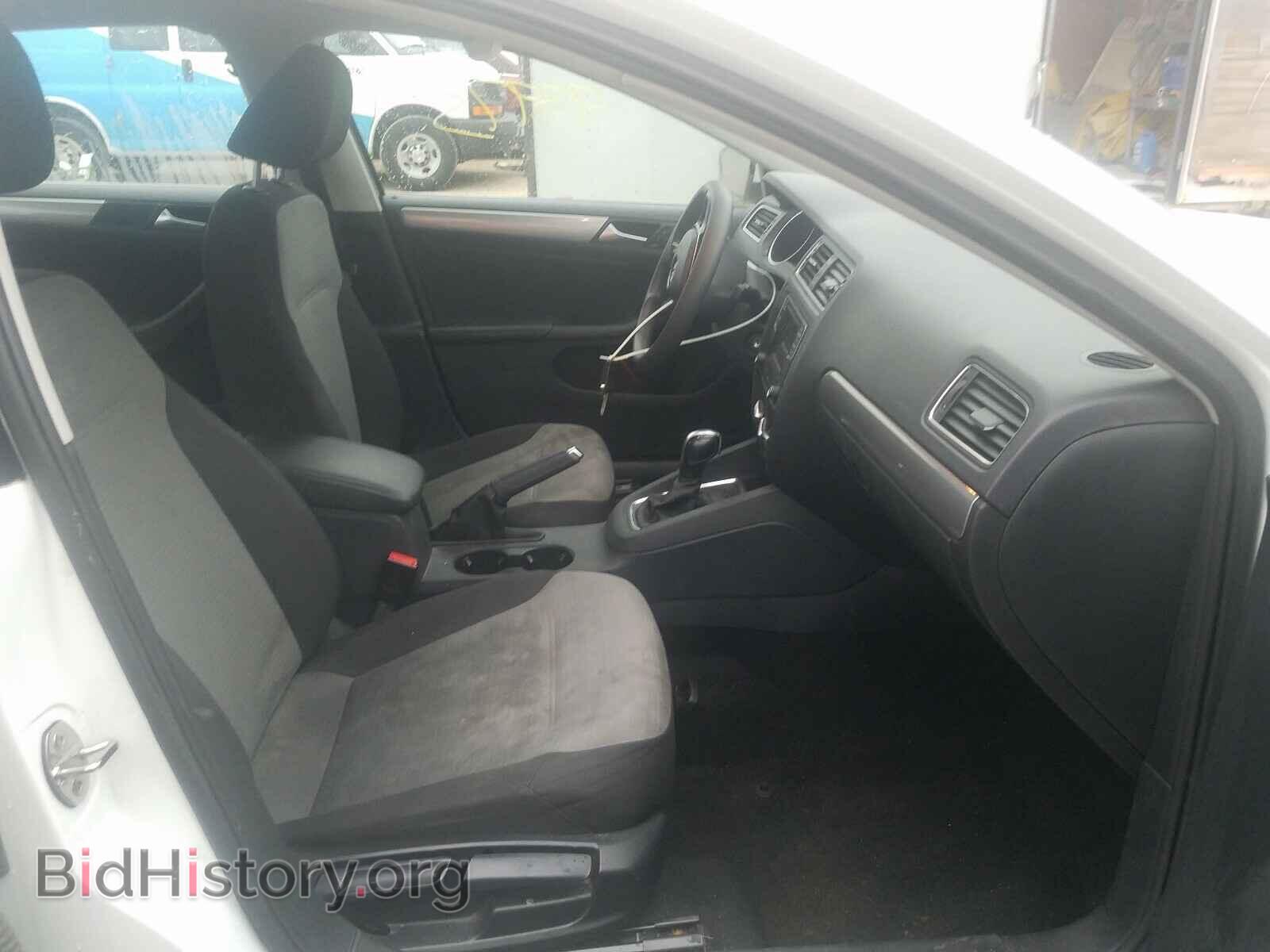 2017 VOLKSWAGEN JETTA - VIN: 3VW2B7AJ9HM406870 - Фото 5