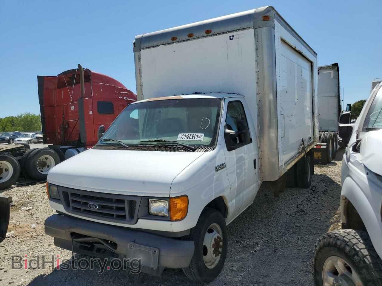 2007 FORD ECONOLINE - VIN: 1FDXE45P07DA90858 - Photo 2