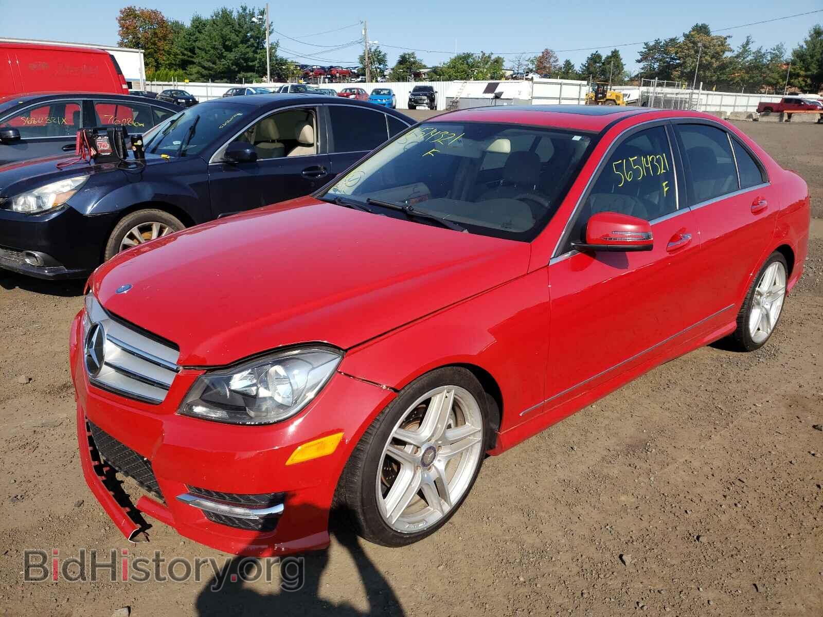 2012 MERCEDES-BENZ C-CLASS - VIN: WDDGF8BB1CA651068 - Фото 2