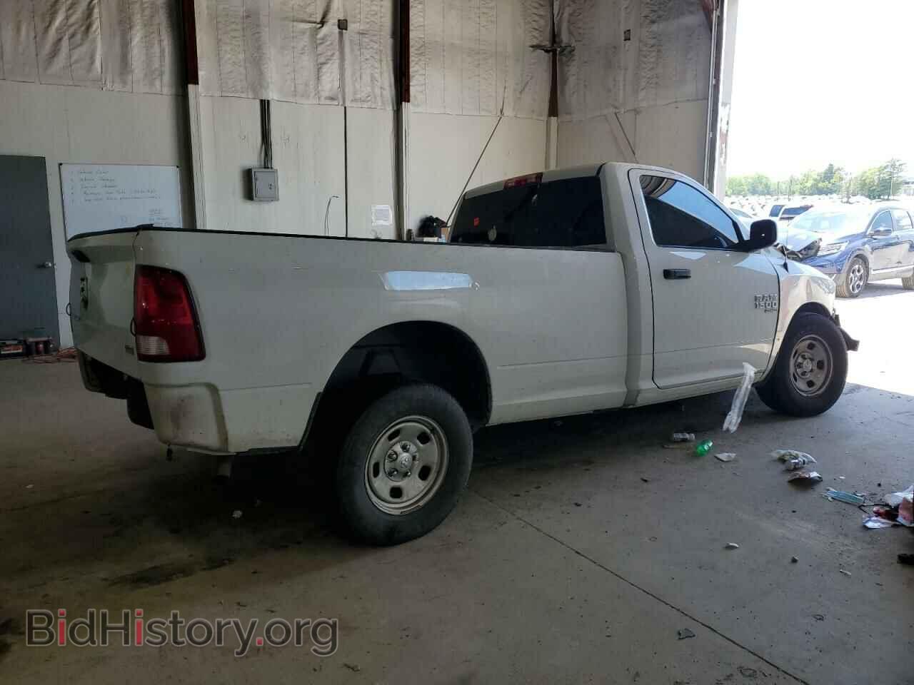 2019 RAM 1500 - VIN: 3C6JR6DG1KG583320 - Фото 3
