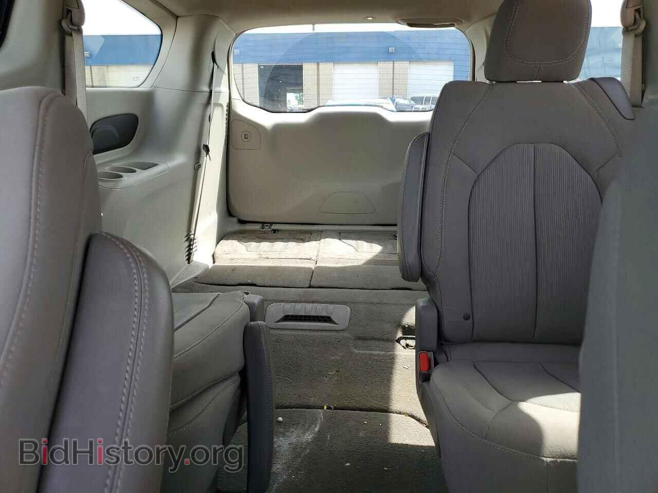 2018 CHRYSLER PACIFICA - VIN: 2C4RC1FG5JR288128 - Фото 10