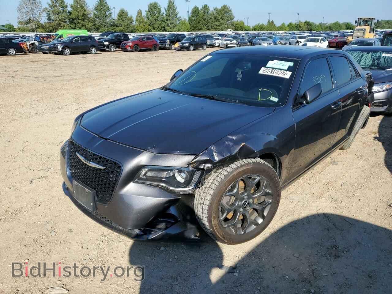 2017 CHRYSLER 300 - VIN: 2C3CCAGG5HH542011 - Фото 2