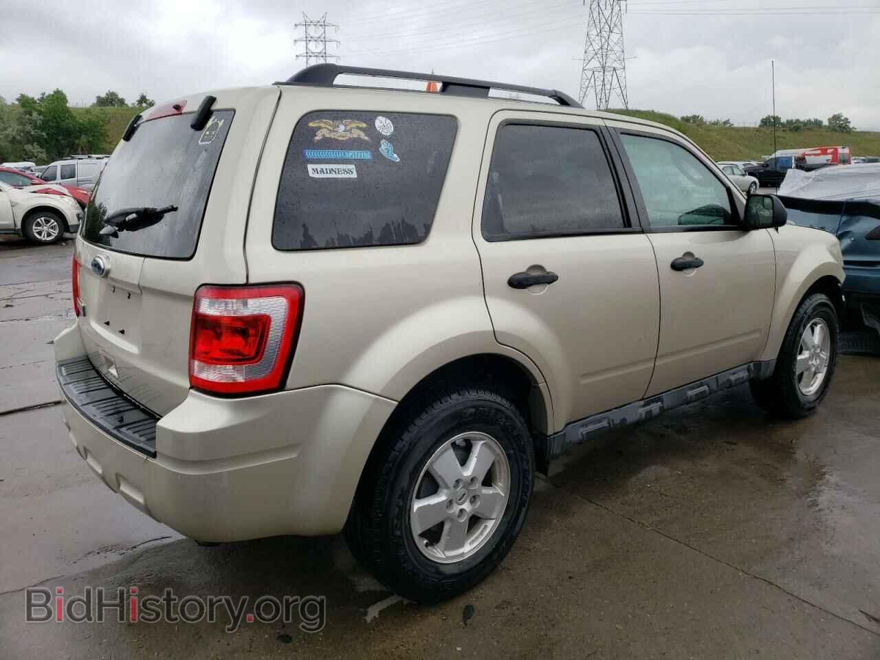 2011 FORD ESCAPE - VIN: 1FMCU9D74BKB66697 - Фото 3
