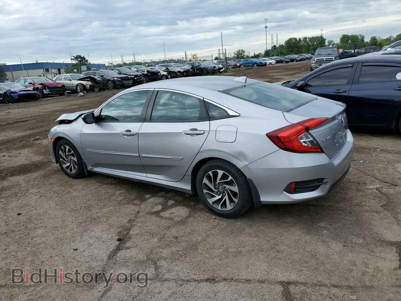2017 HONDA CIVIC - VIN: 19XFC2F78HE026737 - Photo 2