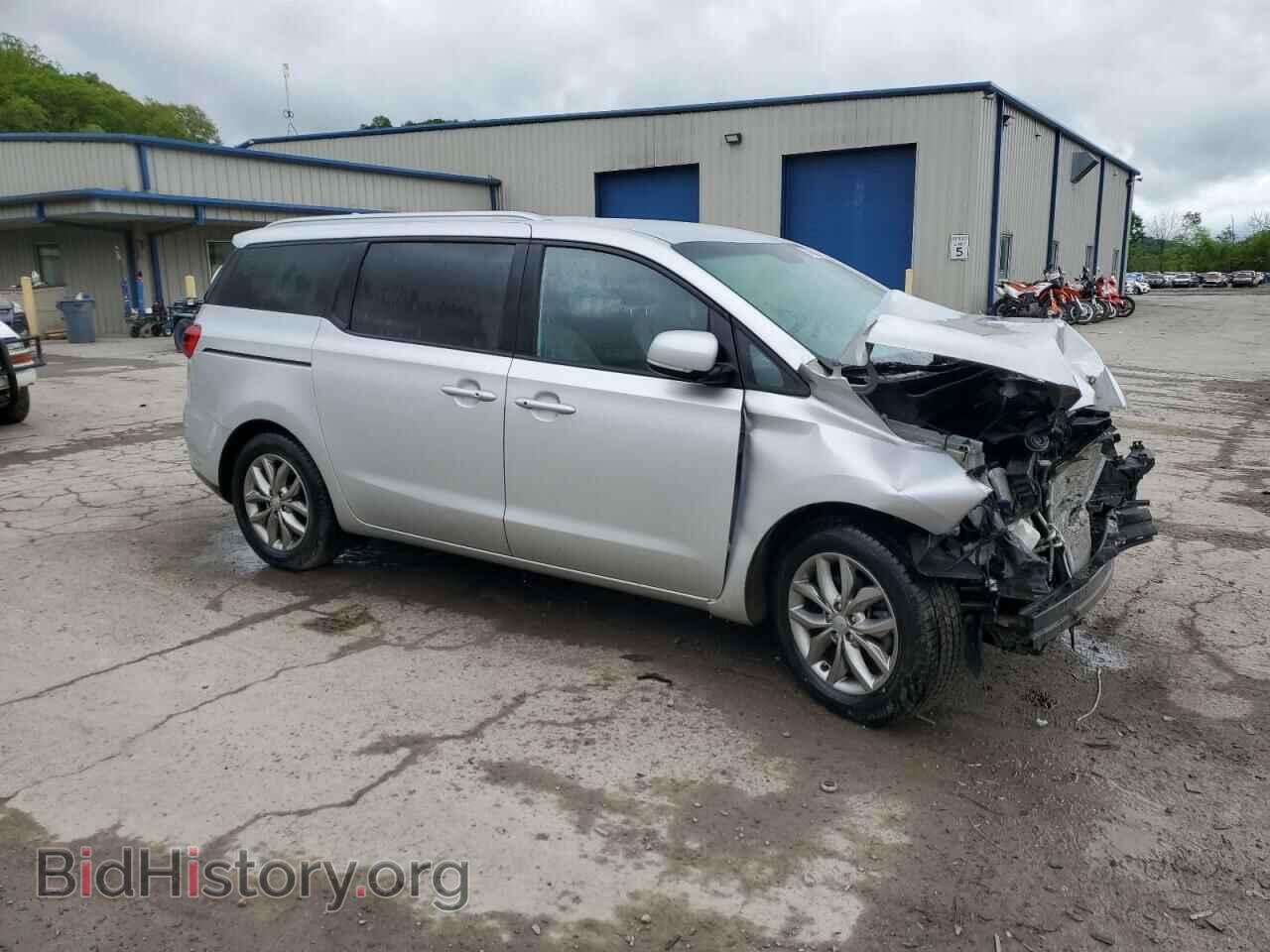 2020 KIA All Models - VIN: KNDMB5C12L6634487 - Фото 4