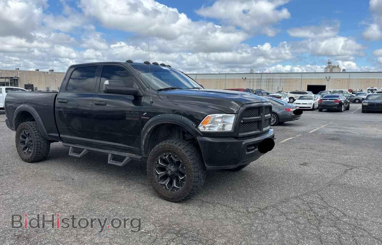 Photo 3C6UR5CL8HG676401 - RAM All Models 2017