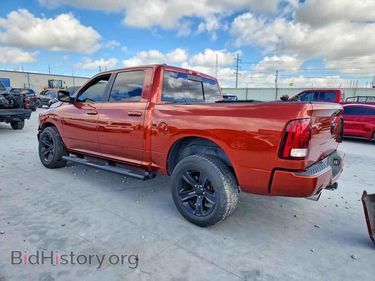 2017 RAM 1500 - VIN: 1C6RR7MT6HS696428 - Фото 2