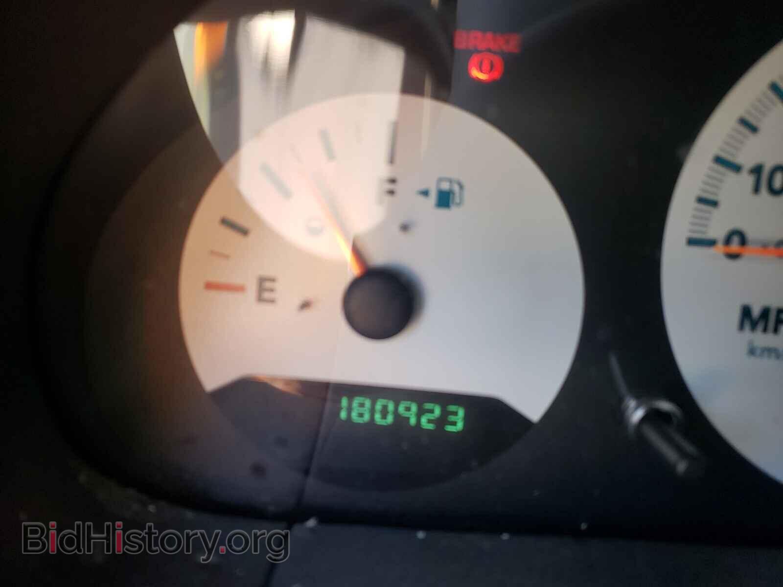 2006 CHRYSLER MINIVAN - VIN: 1A4GP45RX6B655346 - Photo 8