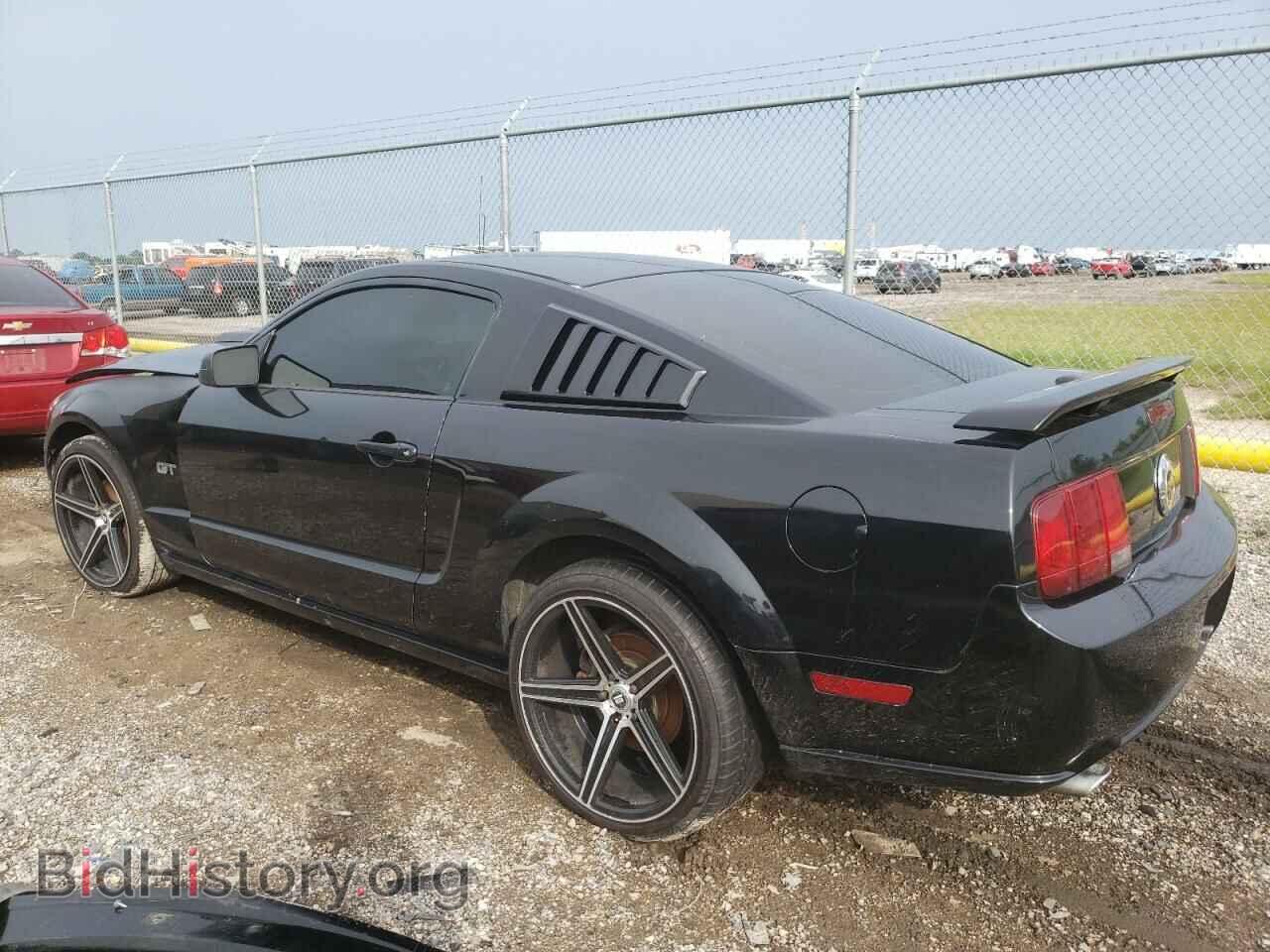 2007 FORD MUSTANG - VIN: 1ZVFT82H475277697 - Фото 2