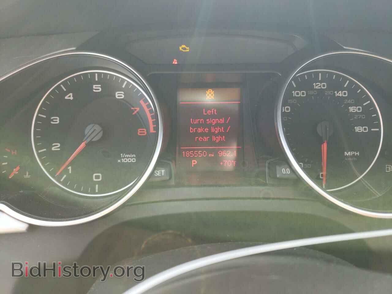2010 AUDI A5 - VIN: WAUCFAFR8AA078381 - Photo 9