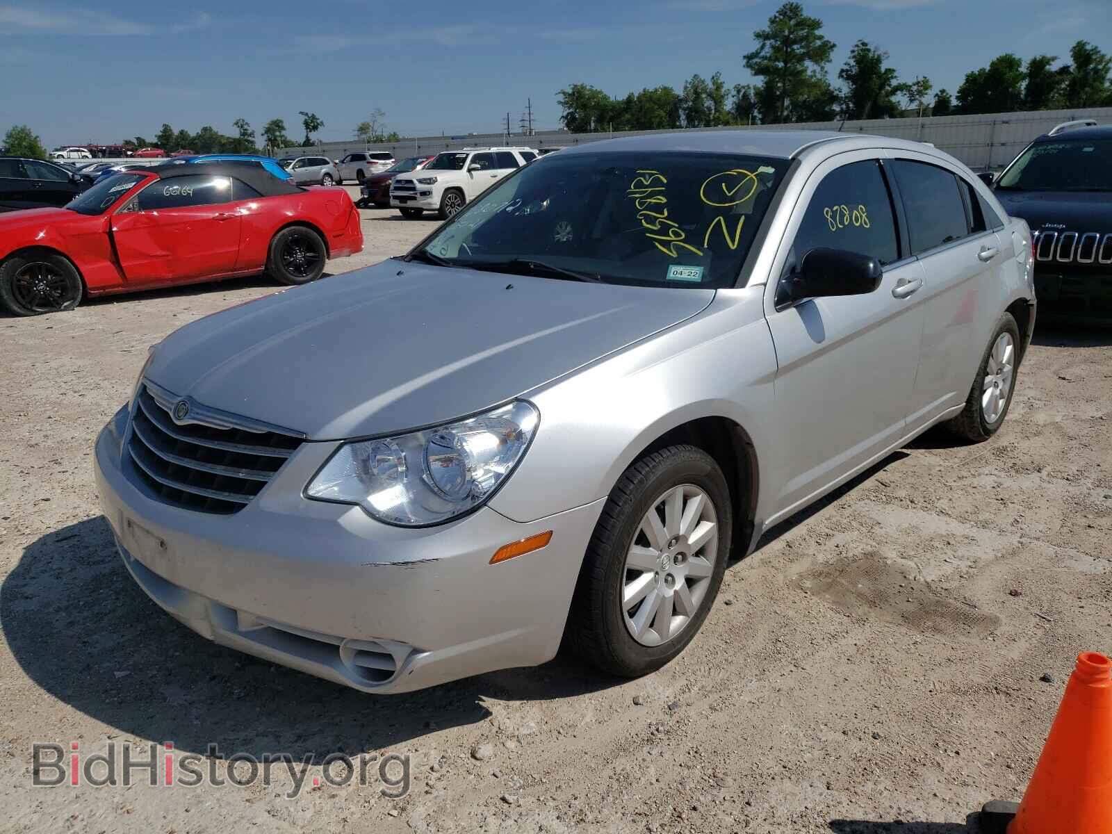2010 CHRYSLER SEBRING - VIN: 1C3CC4FB9AN213221 - Фото 2