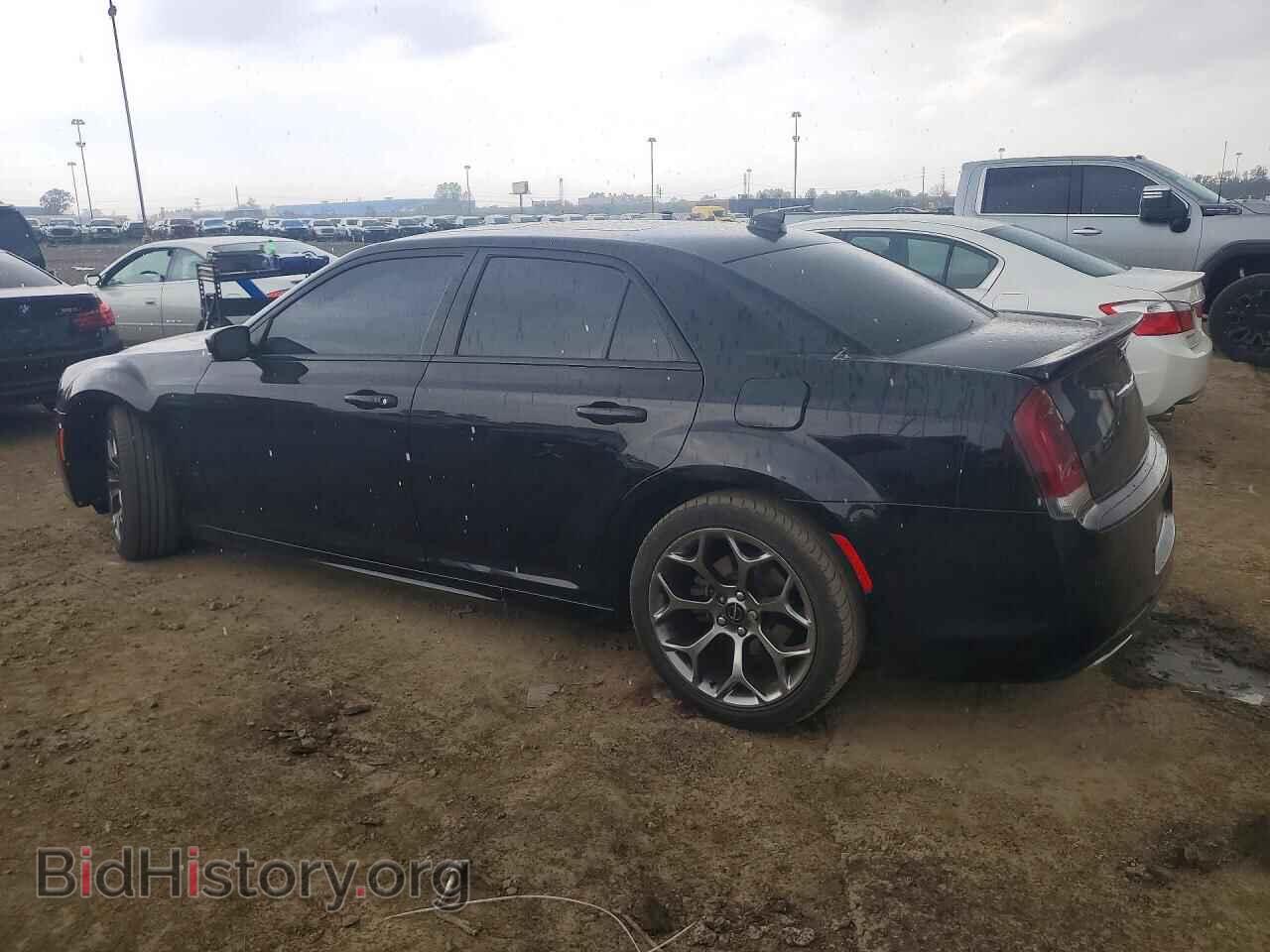 2017 CHRYSLER 300 - VIN: 2C3CCABT3HH617745 - Фото 2