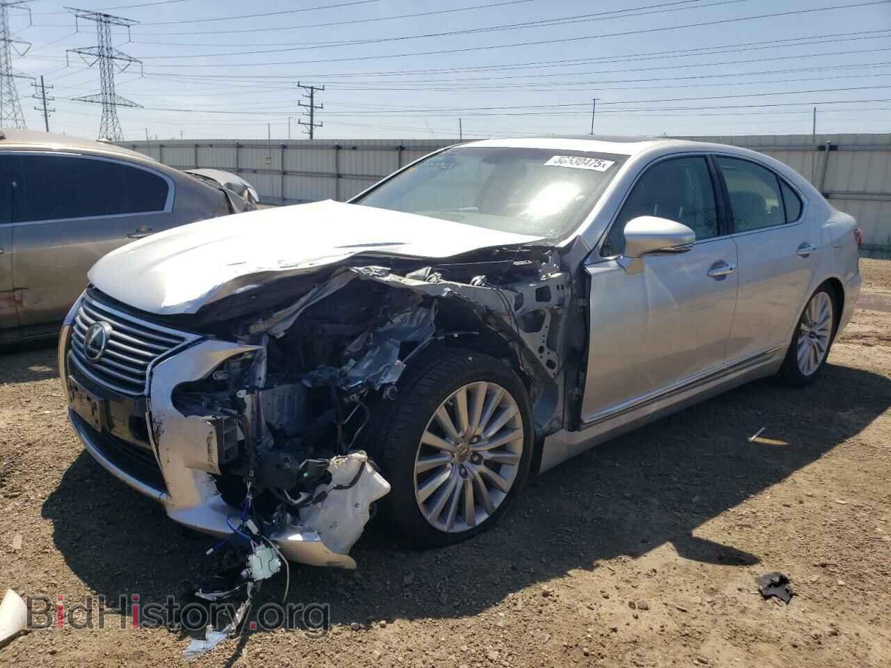 Фотография JTHCL5EF9F5024158 - LEXUS LS460 2015