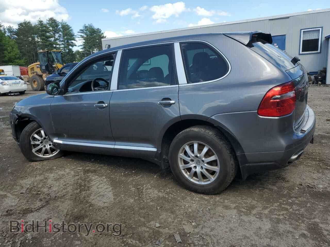2010 PORSCHE CAYENNE - VIN: WP1AA2AP3ALA05720 - Photo 2