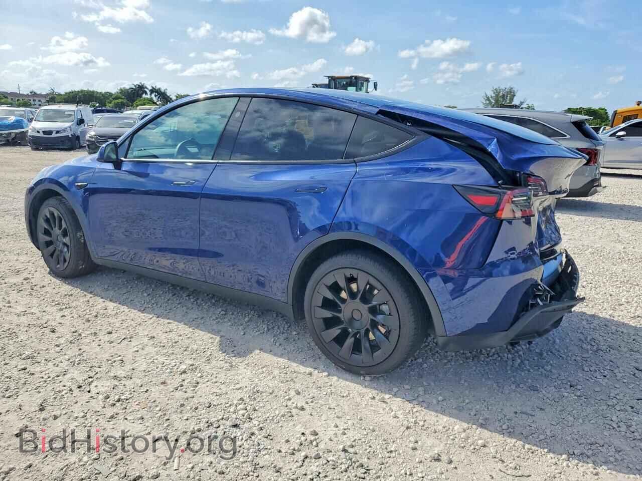 2023 TESLA MODEL Y - VIN: 7SAYGDED2PF963384 - Фото 2