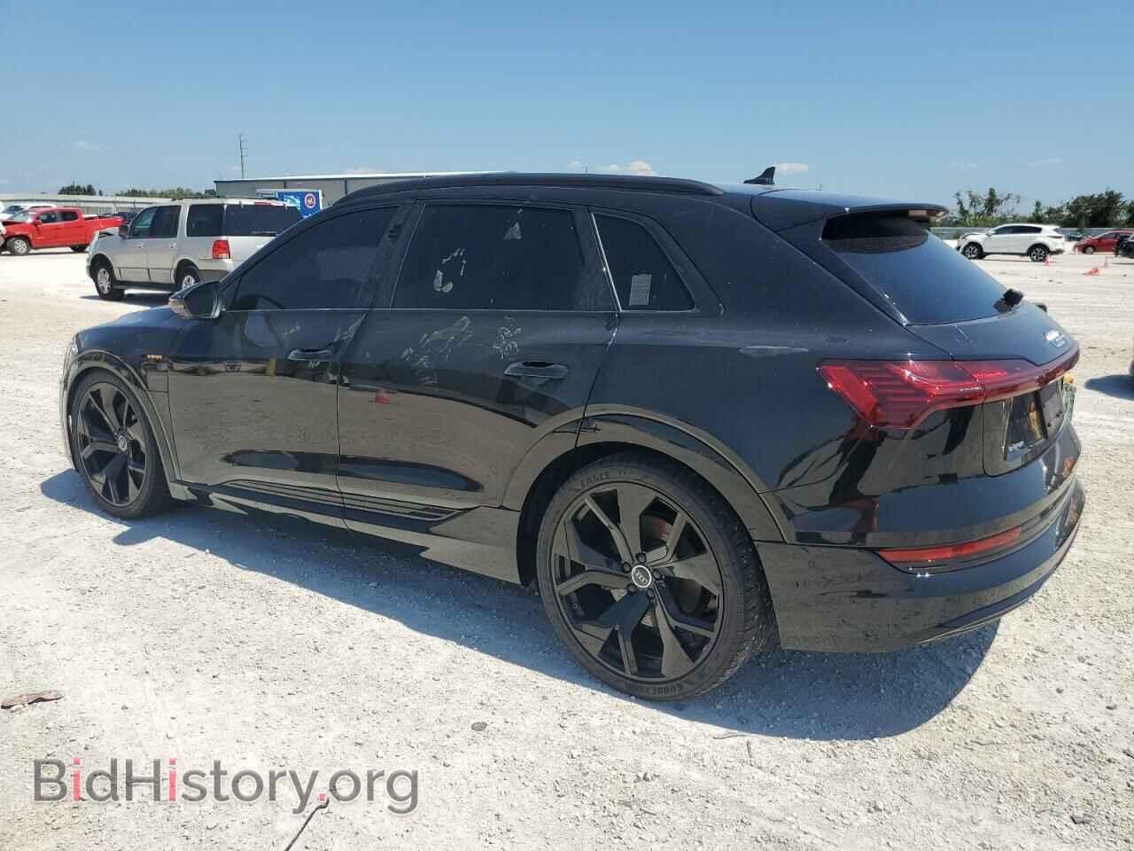 2022 AUDI E-TRON - VIN: WA1AAAGE2NB005246 - Photo 2