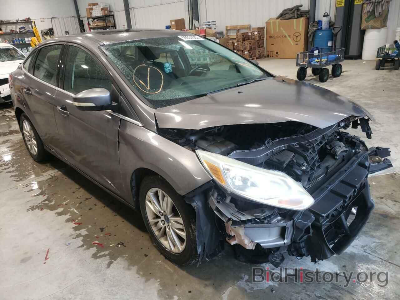 Photo 1FAHP3H29CL196115 - FORD FOCUS 2012