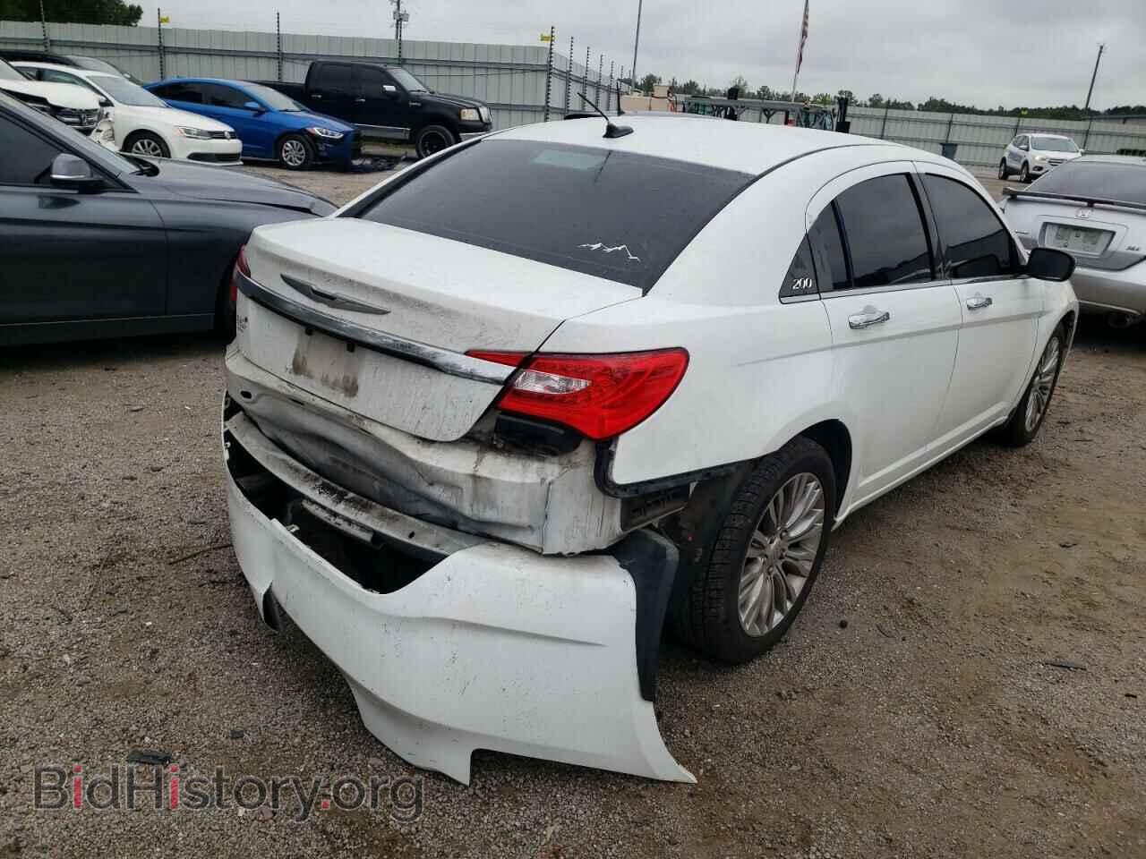 2013 CHRYSLER 200 - VIN: 1C3CCBCG2DN629815 - Фото 4