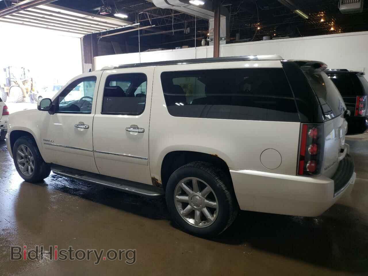 2013 GMC YUKON - VIN: 1GKS2MEF3DR180216 - Фото 2