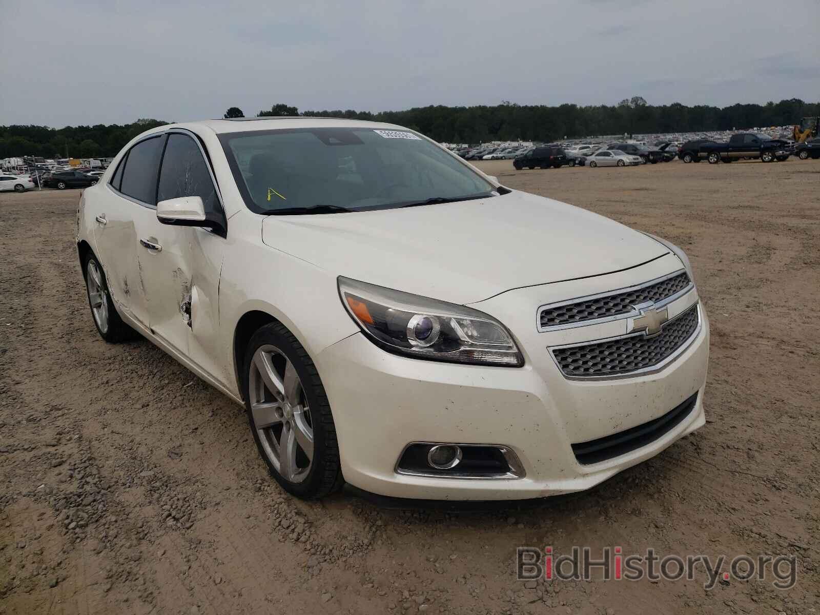 Photo 1G11J5SX4DF176098 - CHEVROLET MALIBU 2013